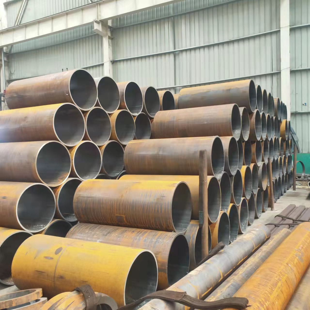 高端中厚壁无缝钢管 